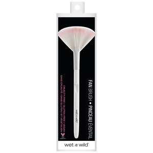 Wet N Wild Make Up Applicators Fan Make Up Brush