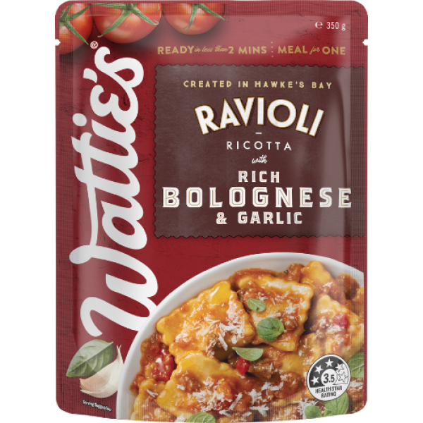 Watties Tortellini Ricotta Ravioli with rich bolognese and garlic sauce 350 grams